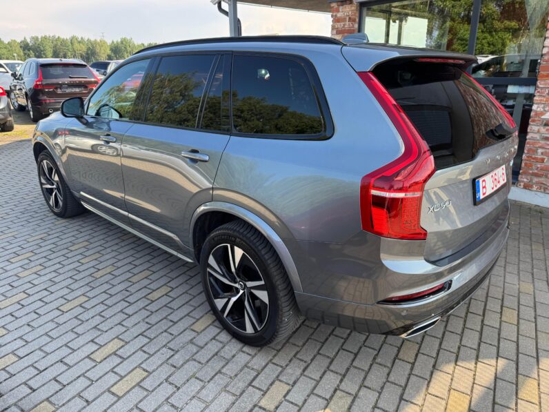 
								VOLVO XC90 pilns									