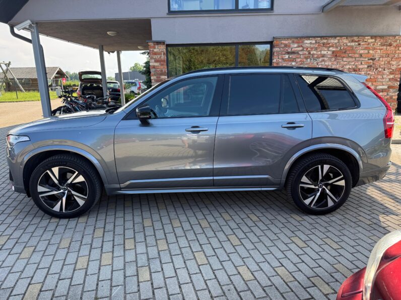 
								VOLVO XC90 pilns									