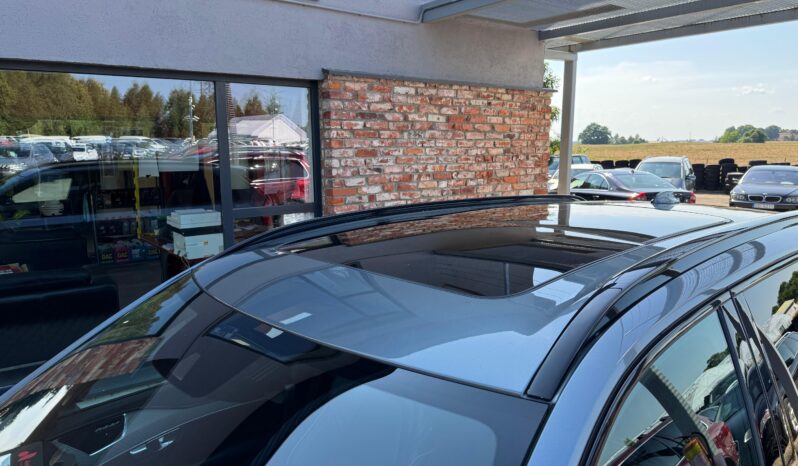 
								VOLVO XC90 pilns									