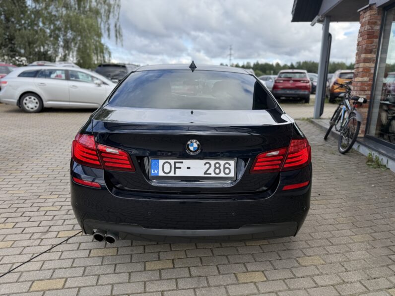 
								BMW 520D pilns									