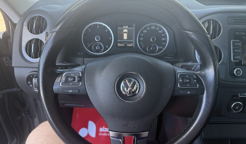 
								VW TIGUAN pilns									