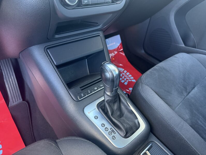 
								VW TIGUAN pilns									