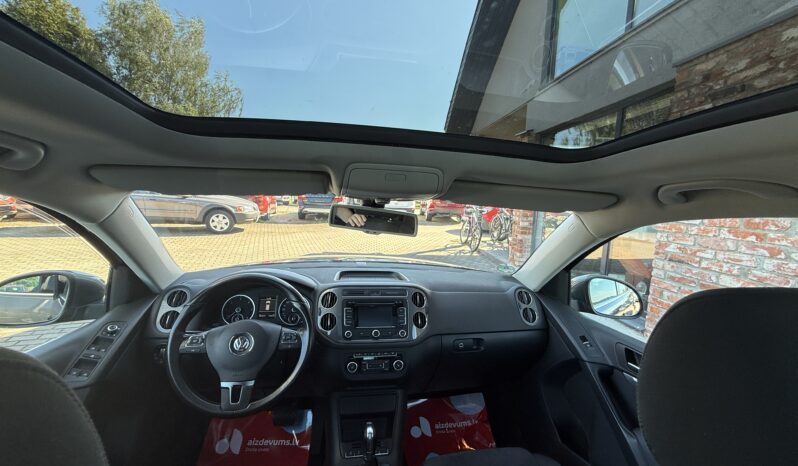 
								VW TIGUAN pilns									