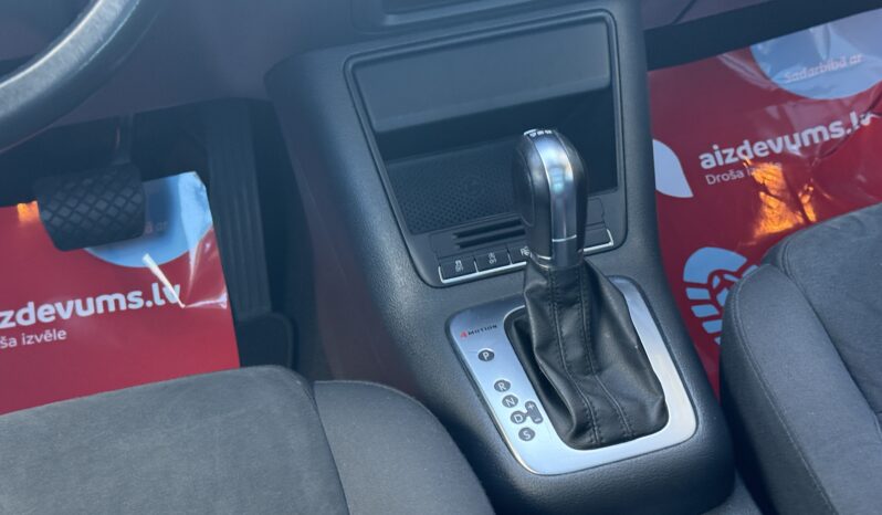 
								VW TIGUAN pilns									