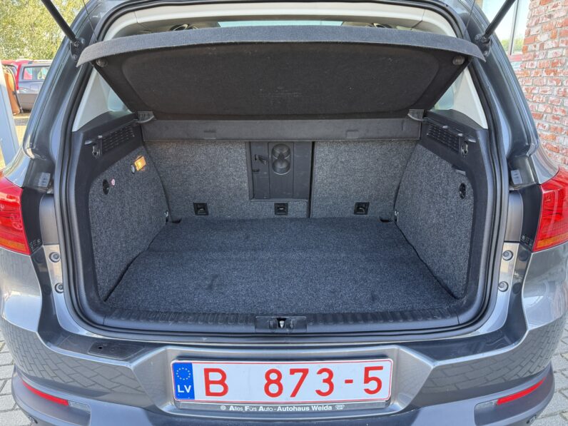 
								VW TIGUAN pilns									