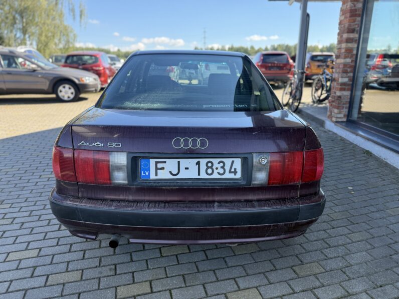
								AUDI A80 pilns									
