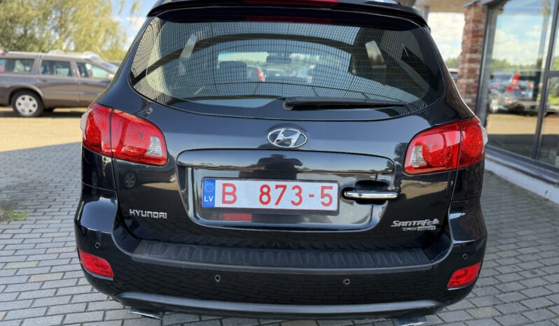 
								HYUNDAI SANTA FE pilns									