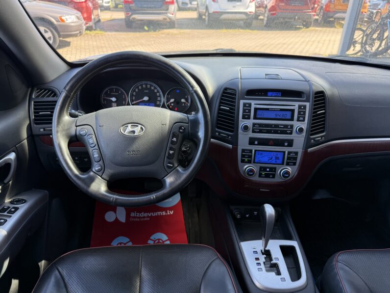 
								HYUNDAI SANTA FE pilns									
