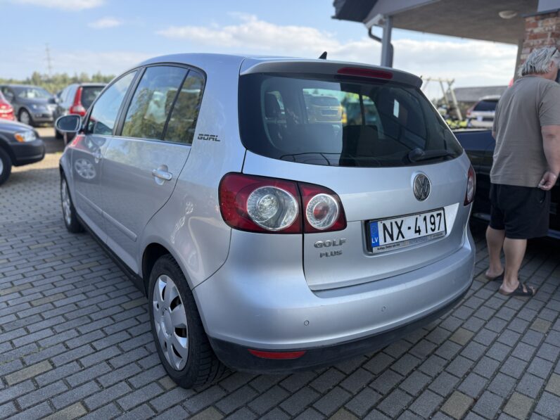 
								VW GOLF PLUS pilns									