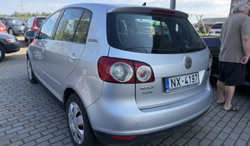 
								VW GOLF PLUS pilns									