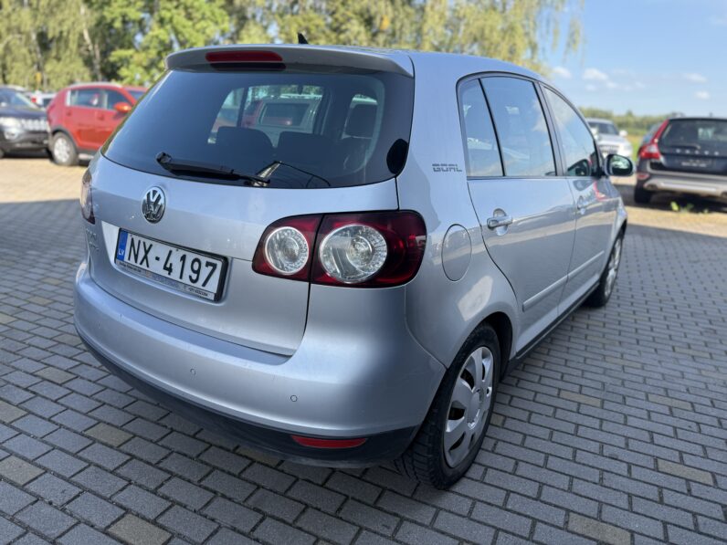 
								VW GOLF PLUS pilns									