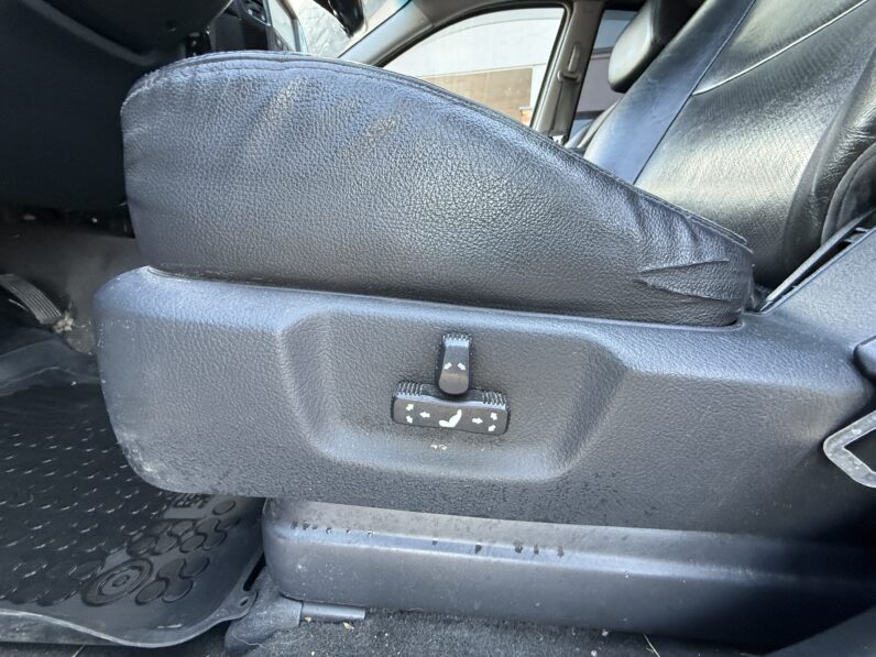 
								KIA SORENTO pilns									