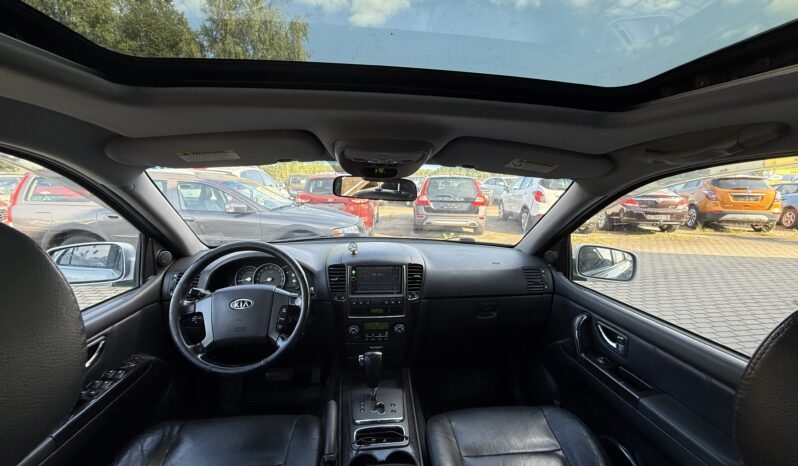 
								KIA SORENTO pilns									
