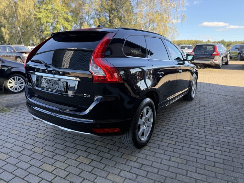 
								VOLVO XC60 pilns									