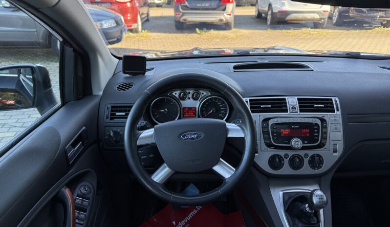 
								FORD KUGA pilns									