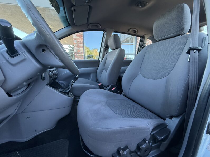 
								HYUNDAI MATRIX pilns									