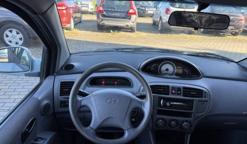 
								HYUNDAI MATRIX pilns									