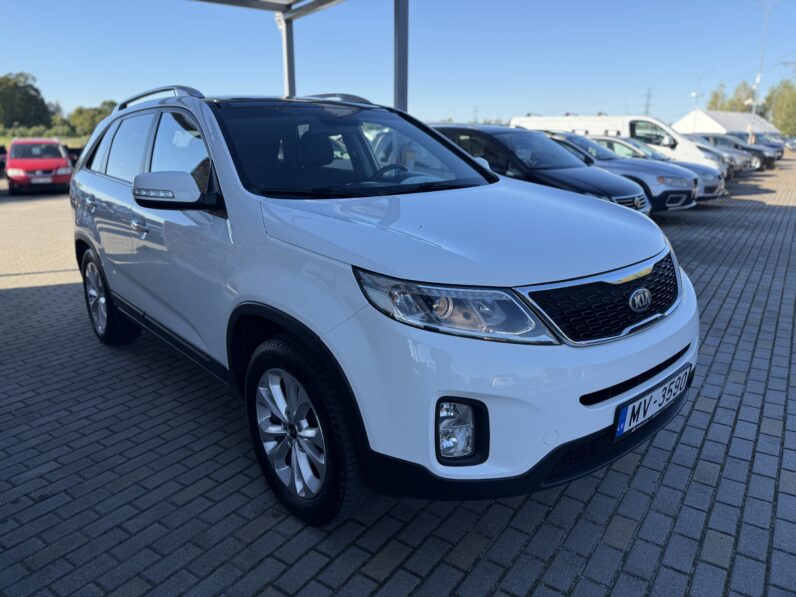 
								KIA SORENTO pilns									