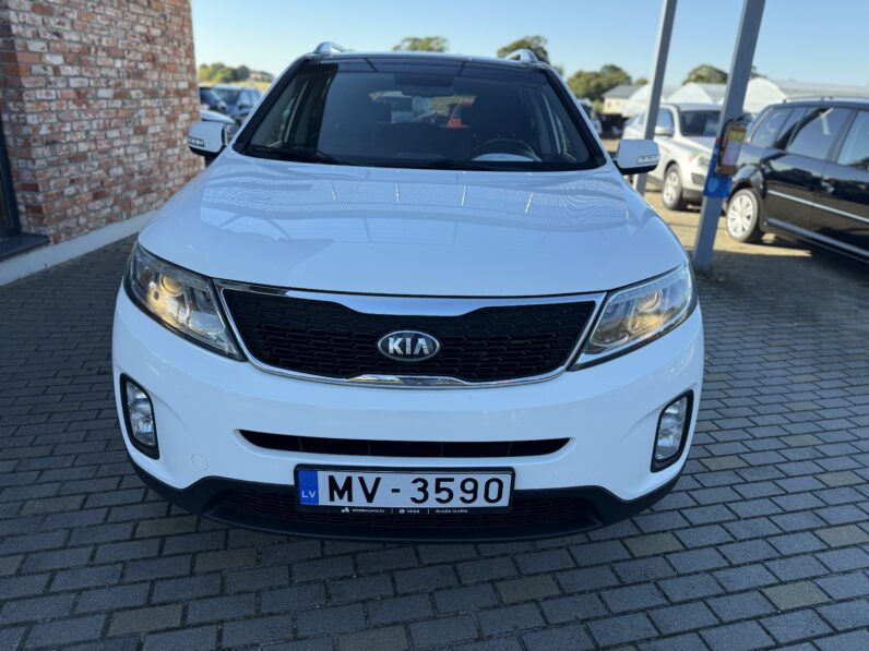 
								KIA SORENTO pilns									