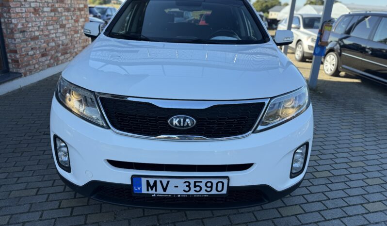 
								KIA SORENTO pilns									