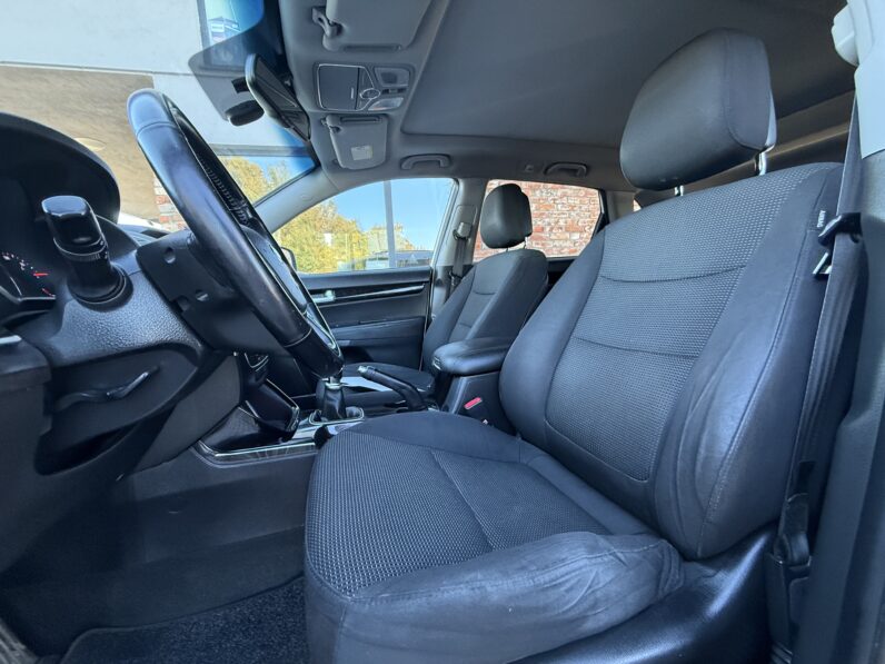 
								KIA SORENTO pilns									
