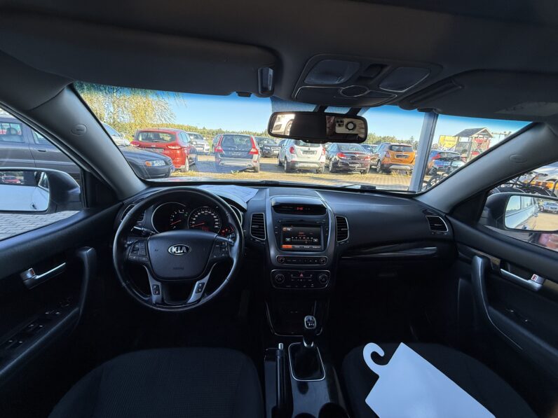 
								KIA SORENTO pilns									