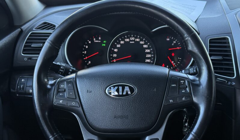 
								KIA SORENTO pilns									