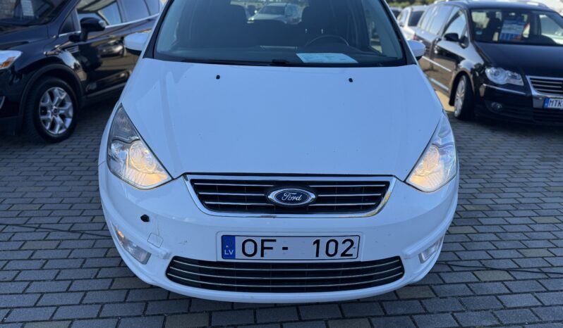 
								FORD GALAXY pilns									