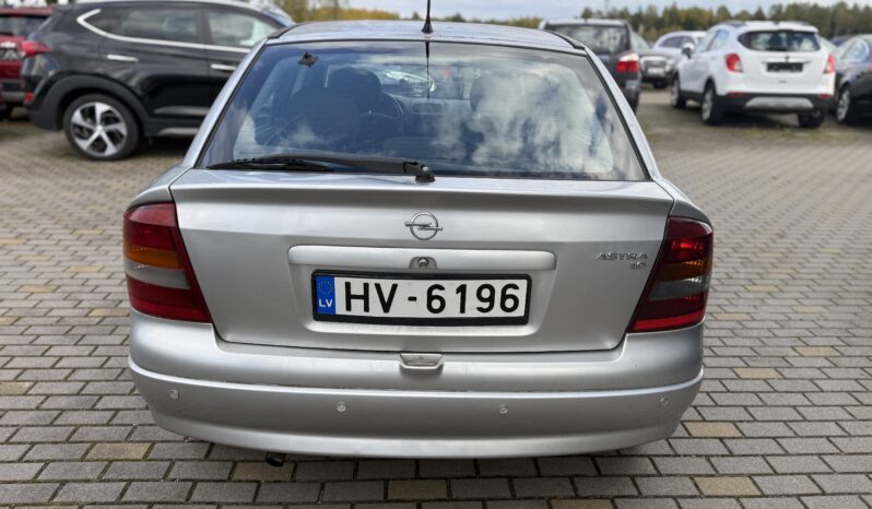 
								OPEL ASTRA pilns									