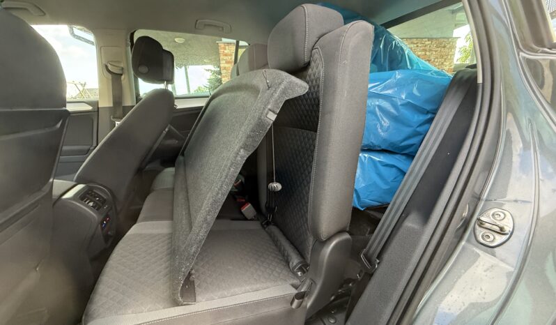 
								VW TIGUAN pilns									