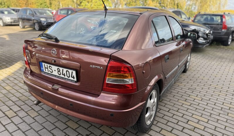 
								OPEL ASTRA pilns									