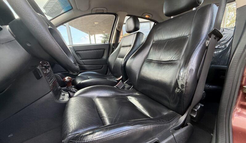 
								OPEL ASTRA pilns									