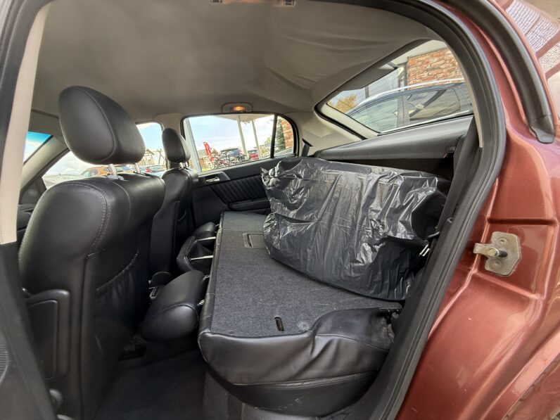 
								OPEL ASTRA pilns									