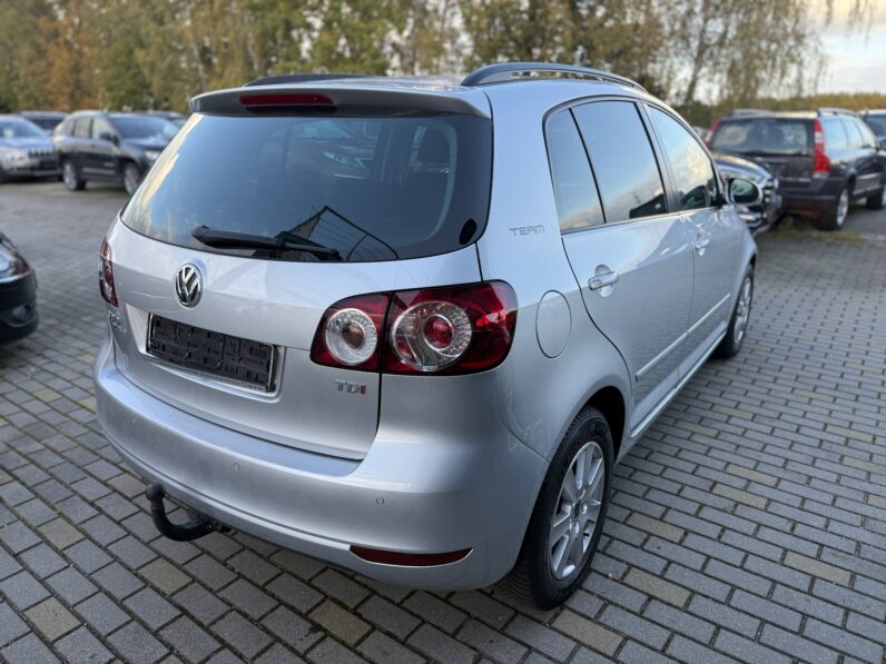 
								VW GOLF PLUS pilns									