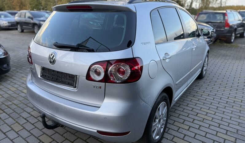
								VW GOLF PLUS pilns									