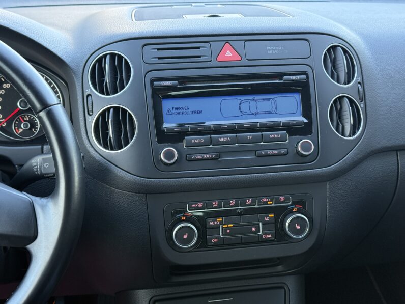 
								VW GOLF PLUS pilns									