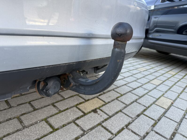 
								VW GOLF PLUS pilns									