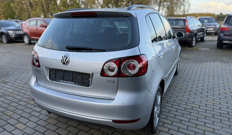 
								VW GOLF PLUS pilns									