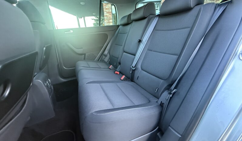 
								VW GOLF PLUS pilns									