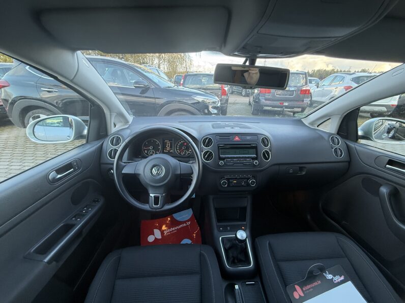 
								VW GOLF PLUS pilns									