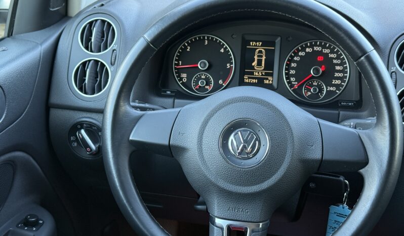 
								VW GOLF PLUS pilns									