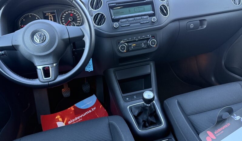 
								VW GOLF PLUS pilns									