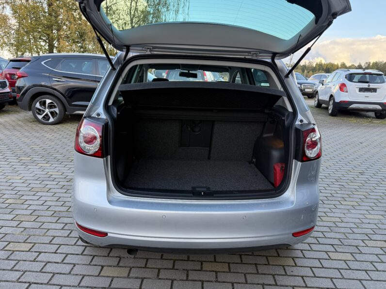 
								VW GOLF PLUS pilns									