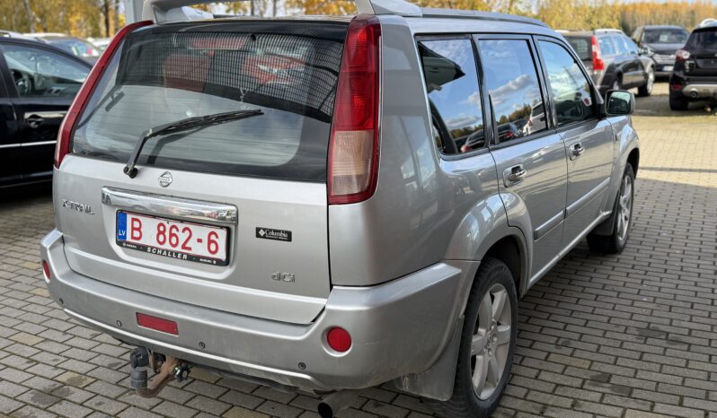 
								NISSAN XTRAIL pilns									