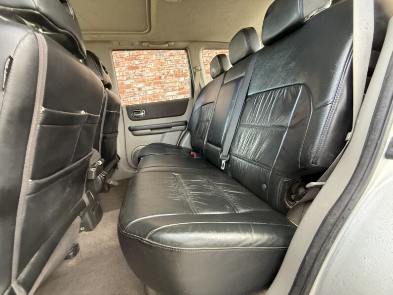 
								NISSAN XTRAIL pilns									