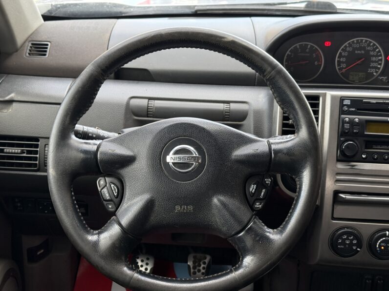 
								NISSAN XTRAIL pilns									