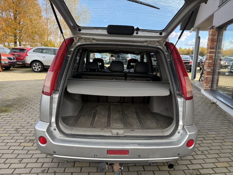 
								NISSAN XTRAIL pilns									