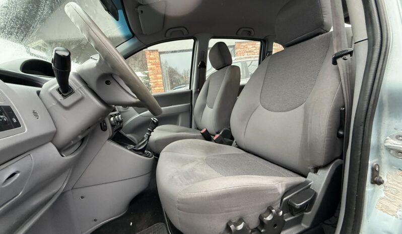 
								HYUNDAI MATRIX pilns									