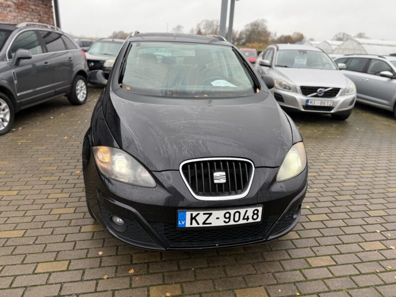 
								SEAT ALTEA XL pilns									