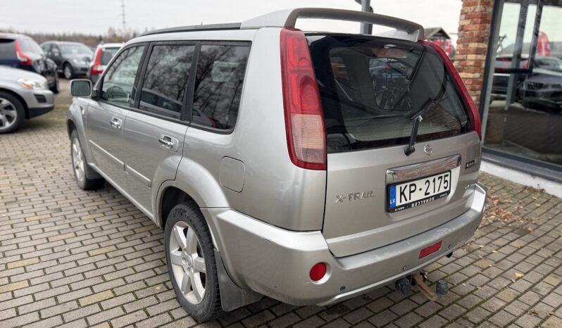 
								NISSAN XTRAIL pilns									